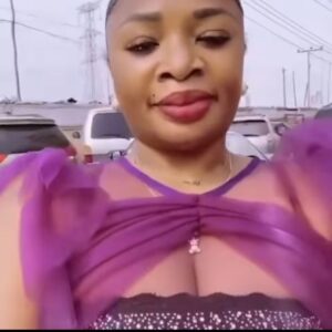 A video of IVD's late wife, Bimbo, wandering about the market barefoot