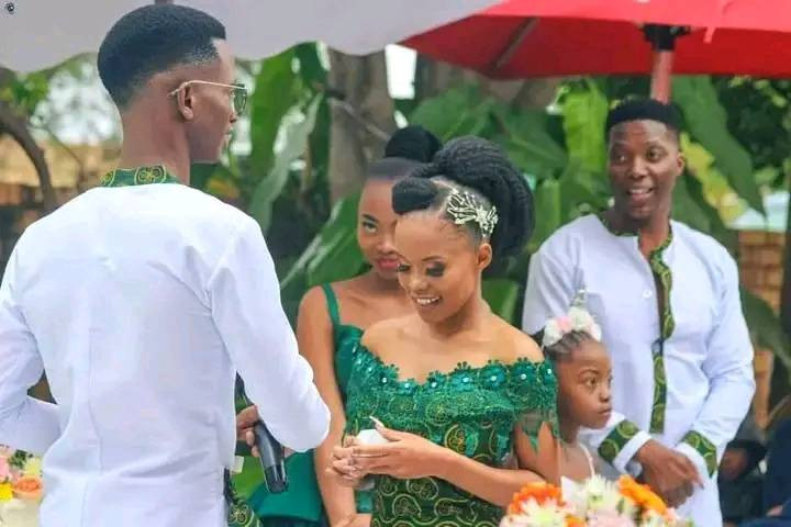 “If the marriage doesn’t work, I know who to blame” – Man reacts to trending photo of newlyweds and bridesmaid 3 bridesmaid