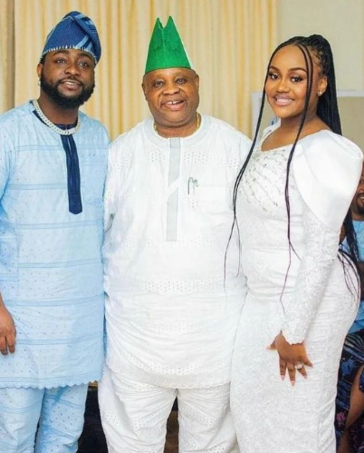 “Mrs Adeleke” – Fans gushes as Chioma is spotted with ‘wedding ring’ in new photos