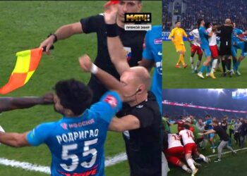 Football match turns Mortal Kombat as players exchange punches and kicks over dispute; referee award SIX red cards (VIDEO)