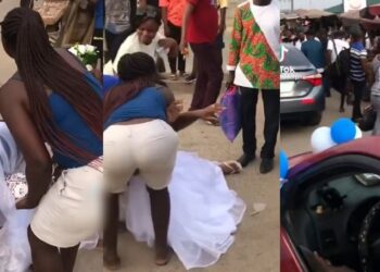Viral Video: Man dumps wife on way back from church after their wedding (video) 