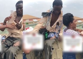 “We swore to ourselves” – Lady says as she visits mentally deranged boyfriend with food (Video)