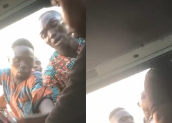 “Na your papa buy bus for me?” – Bus conductor challenges policeman over his inability to pay his transport fare in Lagos.