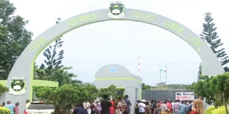 Lagos secondary school students caught engaging in threesomes