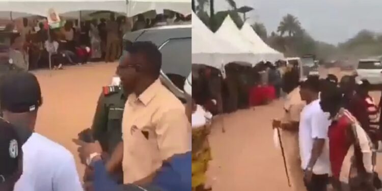 “Be sensitive towards poor people’s feelings” – Outrage as Abia State Governor’s son arrives event with long convoy and police escorts (video)