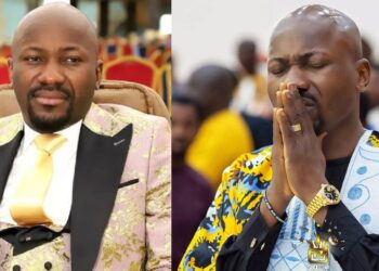 Apostle Johnson Suleman prays