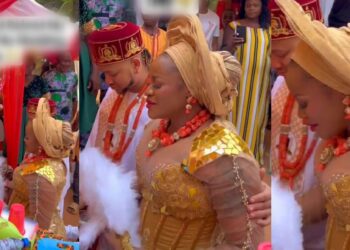 Emotional moment actress, Uche Ogbodo broke down in tears while her father prayed for her at her wedding (Video)