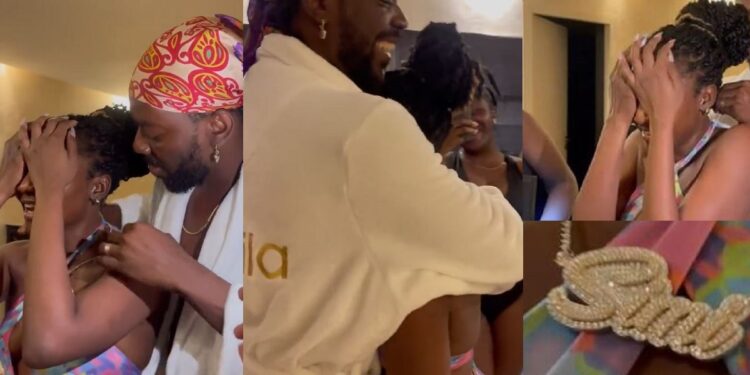 Singer, Adekunle Gold gifts wife, Simi a luxury neckpiece on 35th birthday (Video)