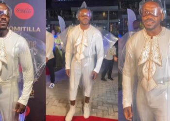 Deyemi Okanlawon turns