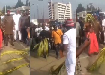 Protesters storm INEC office in Port Harcourt with native doctor (Video)