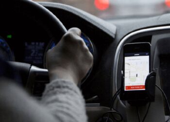 “My heart” – Male passenger screams as he d!es inside a cab in Lagos