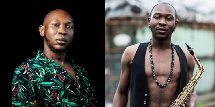 Seun Kuti pushes and slaps a police officer he was confronting at Third Mainland Bridge (video)