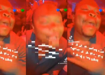 “I no dey do yahoo, na my papa money I dey chop” – Man says as he shuts down night club [Video]