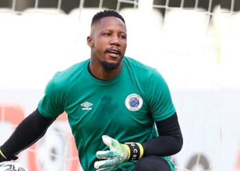 Nigerian prophet trends after controversial encounter with late goalkeeper George Chigova, telling him to ignore his heart condition before his death (VIDEO)