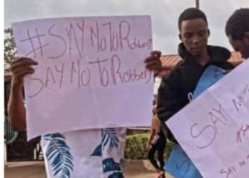 Police arrest suspected armed robbers who invaded a community in Ogun state and r@ped female student of Gateway polytechnic