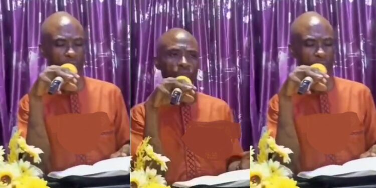 “You will become a billionaire if you pay your tithe” – Evangelist (Video)
