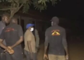 NDLEA Officers Ambushed And Attacked By Armed Hoodlums Protecting Drug Warehouses In Edo State (VIDEO)