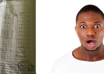 “She got 9A’s” – Man laments after his sister achieved straight A’s after promising her 2k per A