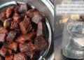 “One cow, 2 rams was deep fried but it was collected” – Lady laments after her traveling bag filled with cow and goat meat was seized at an airport in Scotland (VIDEO)