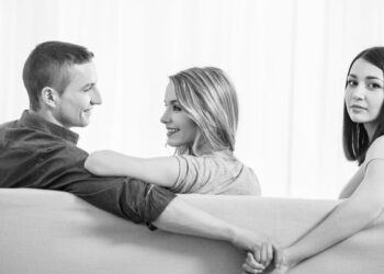 “All I did was introduce my friend to my man”– Lady shares how her friend engaged her man