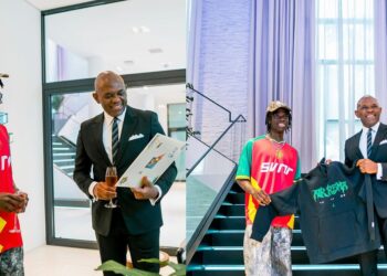 Afrobeat Singer Rema Spends Quality Time with Billionaire Tony Elumelu And His Family (VIDEO)