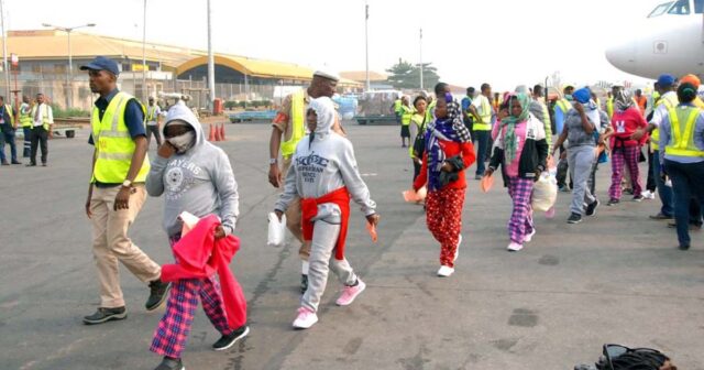 Snapinsta.app_424125692_3586707551572190_2155021341687346869_n_1080e Lady who returned