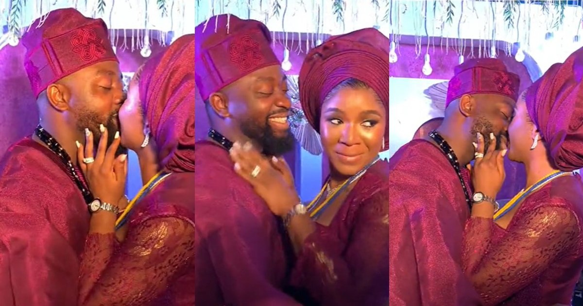 “Single people never rest this year” – Enchanting moment a Nigerian groom got carried away while k!ssing his bride at their wedding (WATCH)
