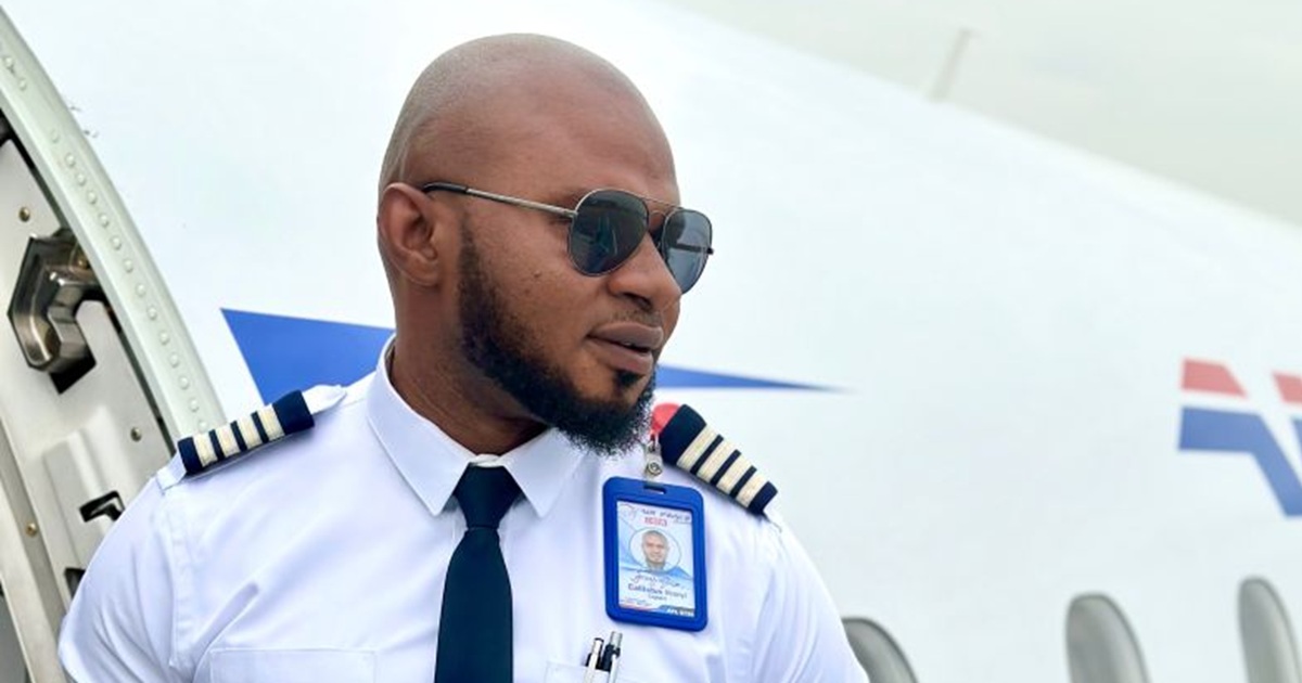 “Today, Road Clear, No Police” – Hilarious Moment Nigerian Pilot Made Announcements in Pidgin (VIDEO)