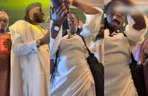 Funny moment a lady photographer unknowingly walked into a video at an event (Watch)